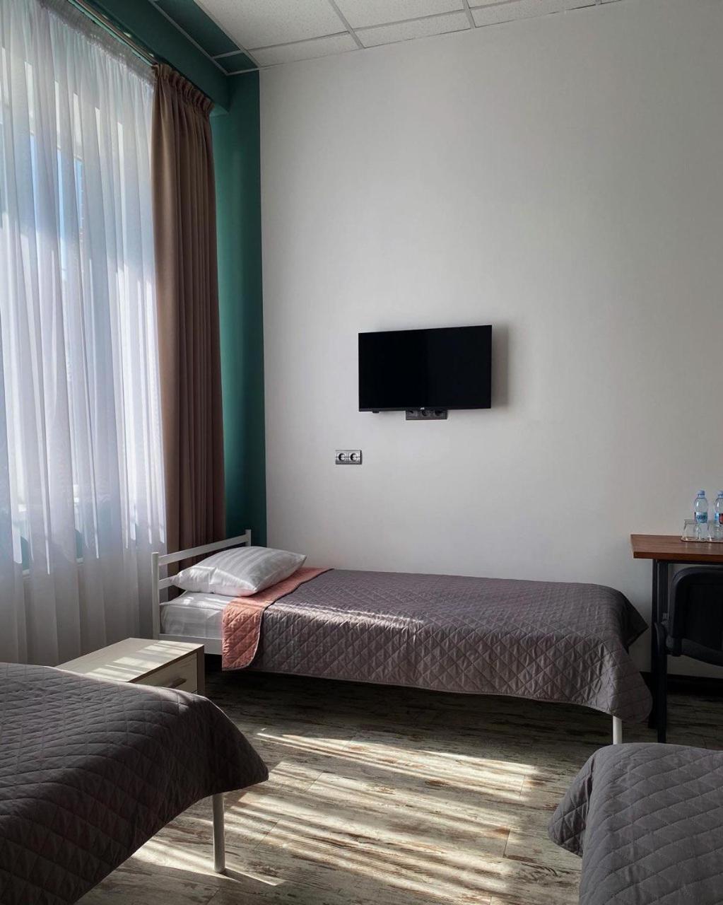 Gosudar Hotel โครโปนิตสกี ภายนอก รูปภาพ