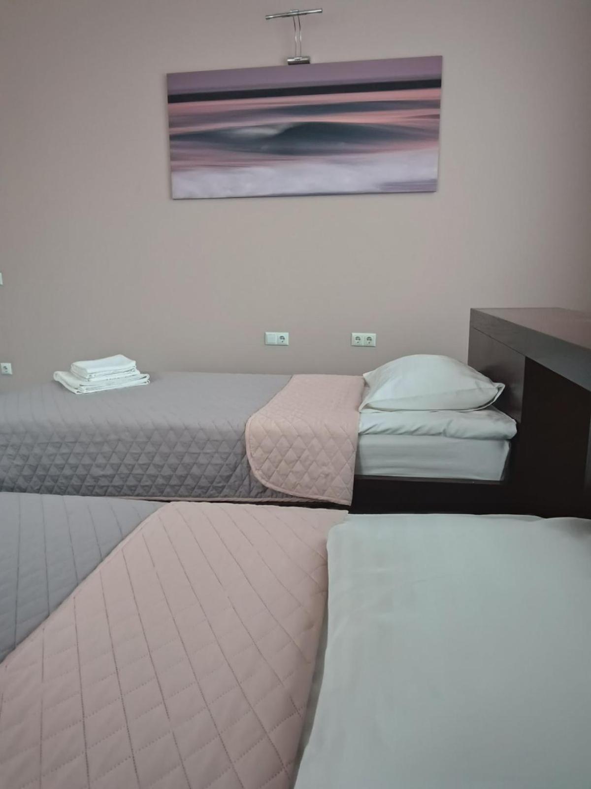 Gosudar Hotel โครโปนิตสกี ภายนอก รูปภาพ