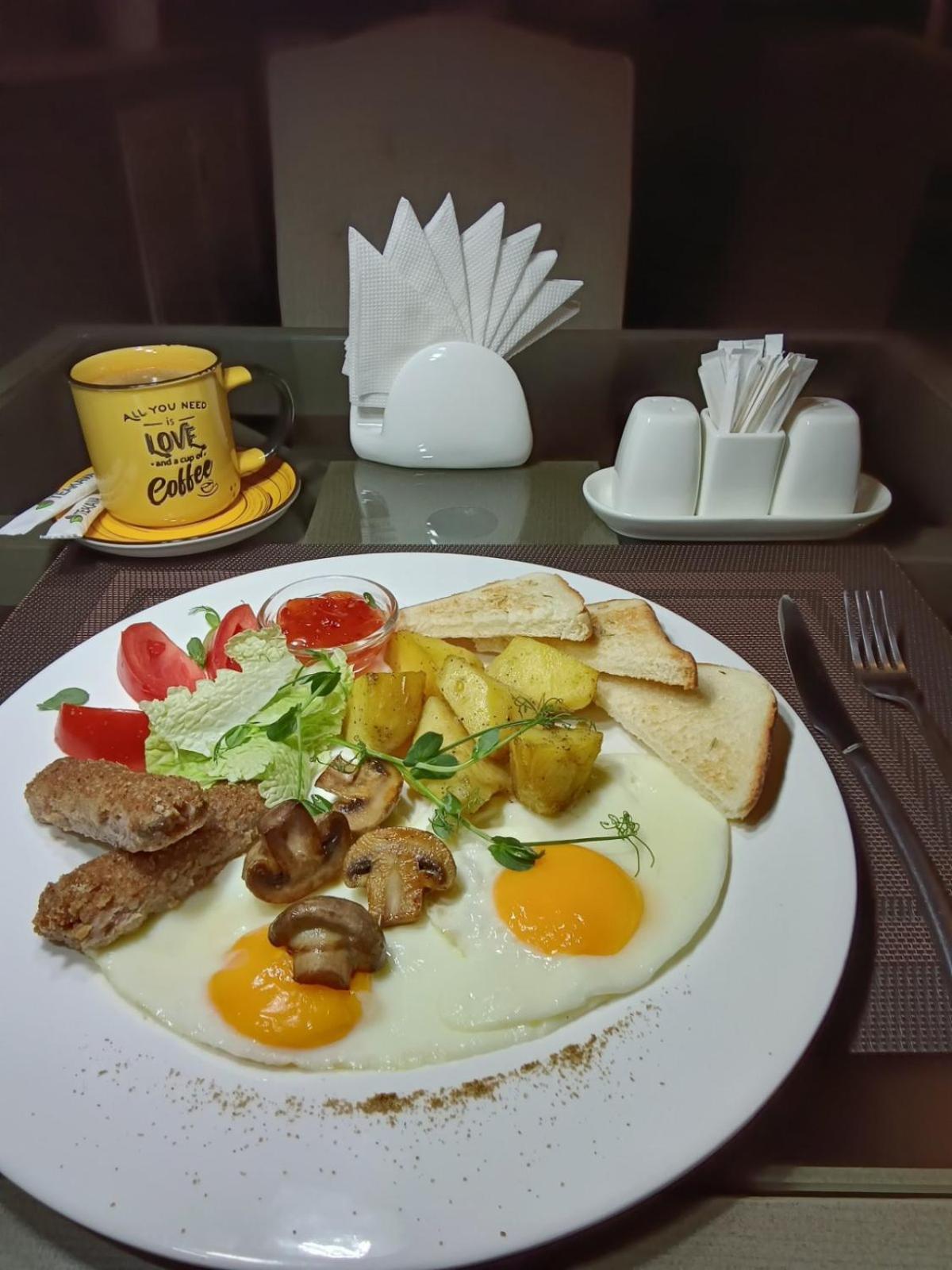 Gosudar Hotel โครโปนิตสกี ภายนอก รูปภาพ